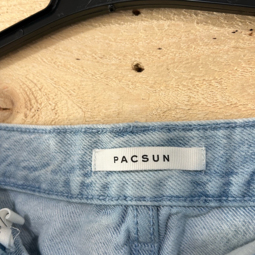 PacSun Dad Jeans Booty Rip Size 26 - Picture 4 of 8